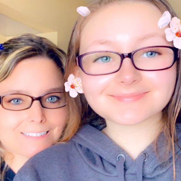 Meet your Posher, Candy - Picture 1 of 9